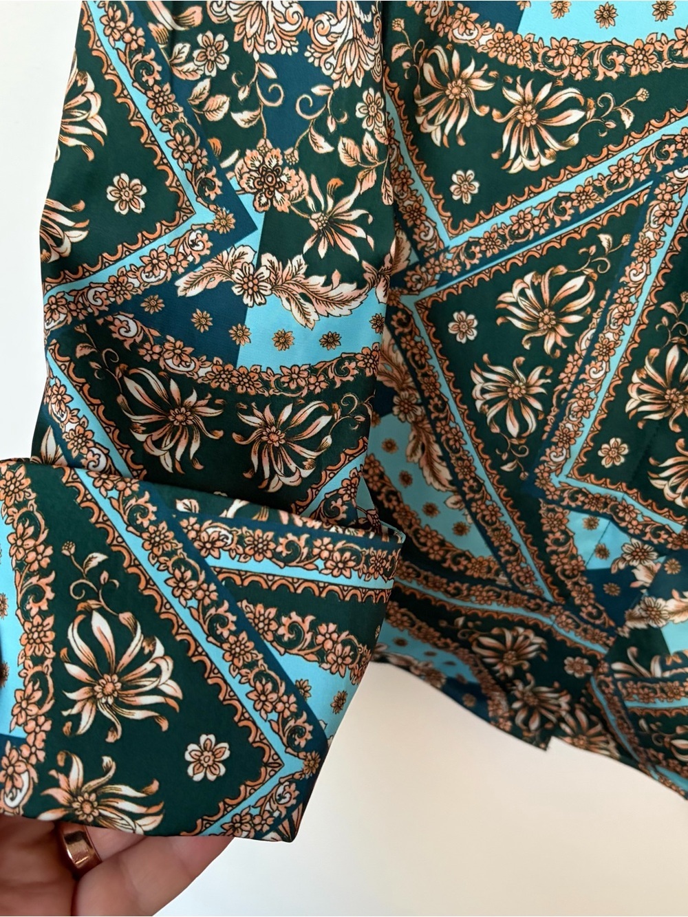 Boston Proper Classic Patchwork Print Sophia Button Up Charmeuse Blouse Size 12 - Picture 7 of 11
